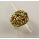 18ct gold diamond and sapphire set filligree ring approx 9.