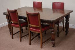 Edwardian walnut extending dining table with leaf (104cm x 142cm - 176cm, H72cm),