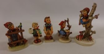 Five Hummel figures Condition Report <a href='//www.davidduggleby.