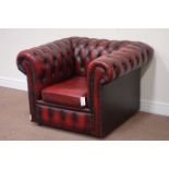 Chesterfield armchair upholstered in red leather Condition Report <a