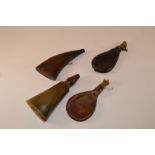 19th century horn shot flask 18cm,