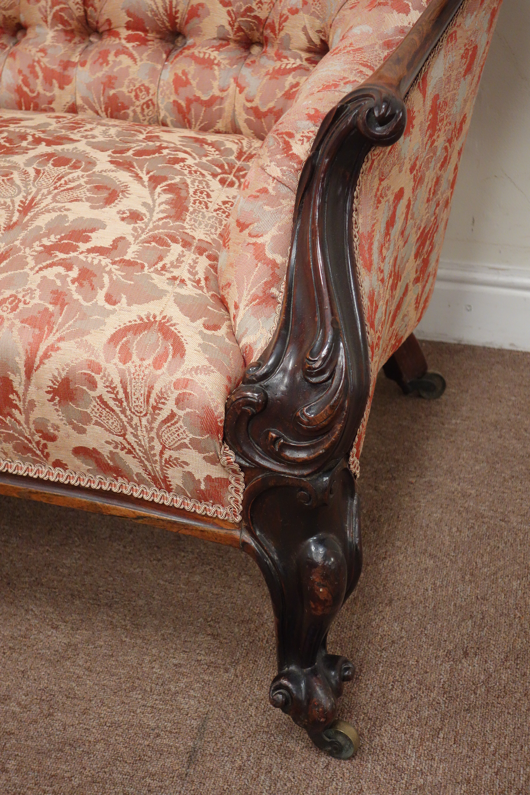 Quality Victorian rosewood serpentine back three seat settee, concave seat, - Image 2 of 3