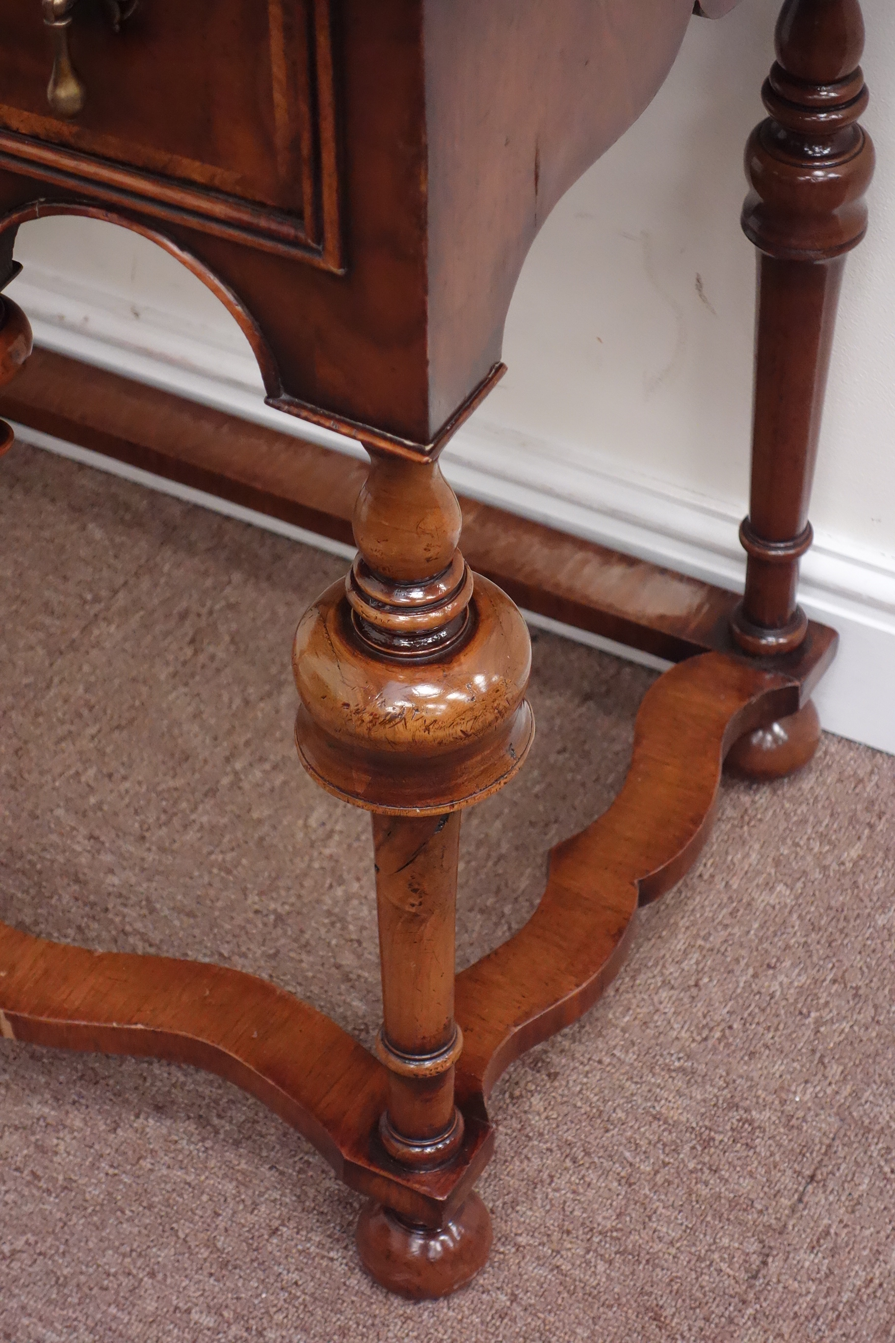 Queen Anne style figured burr walnut lowboy, moulded rectangular top over three short drawers, - Image 2 of 3