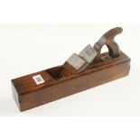 A badger plane by DIBB with boxwood slip G+