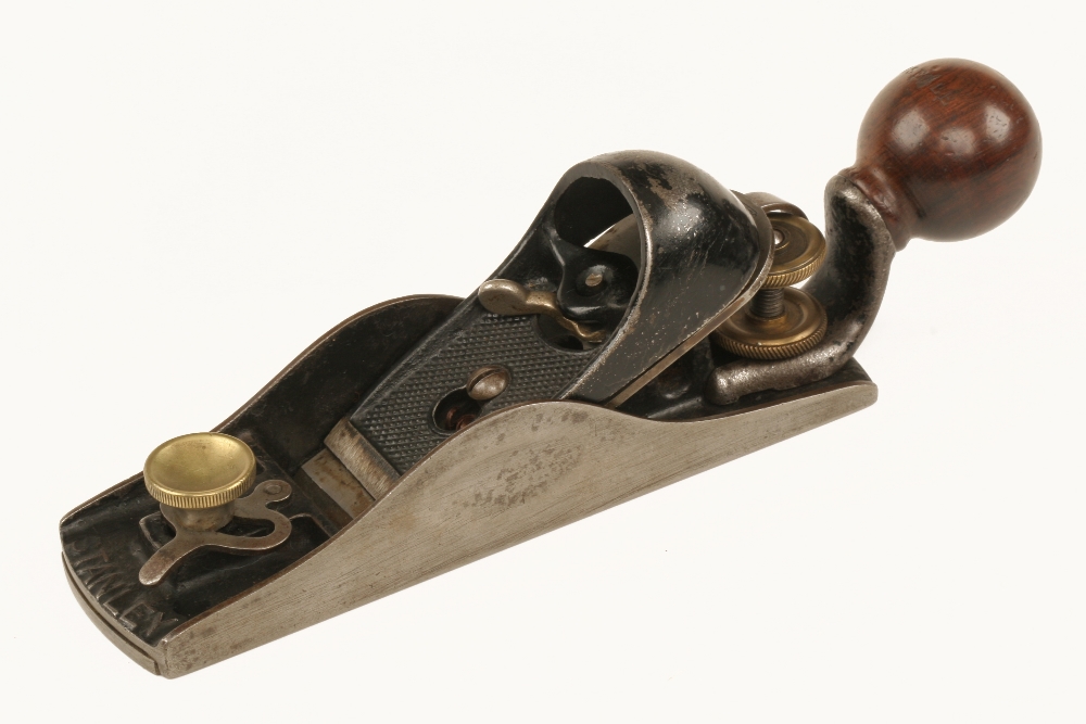 A STANLEY No 15 1/2 handled block plane G+