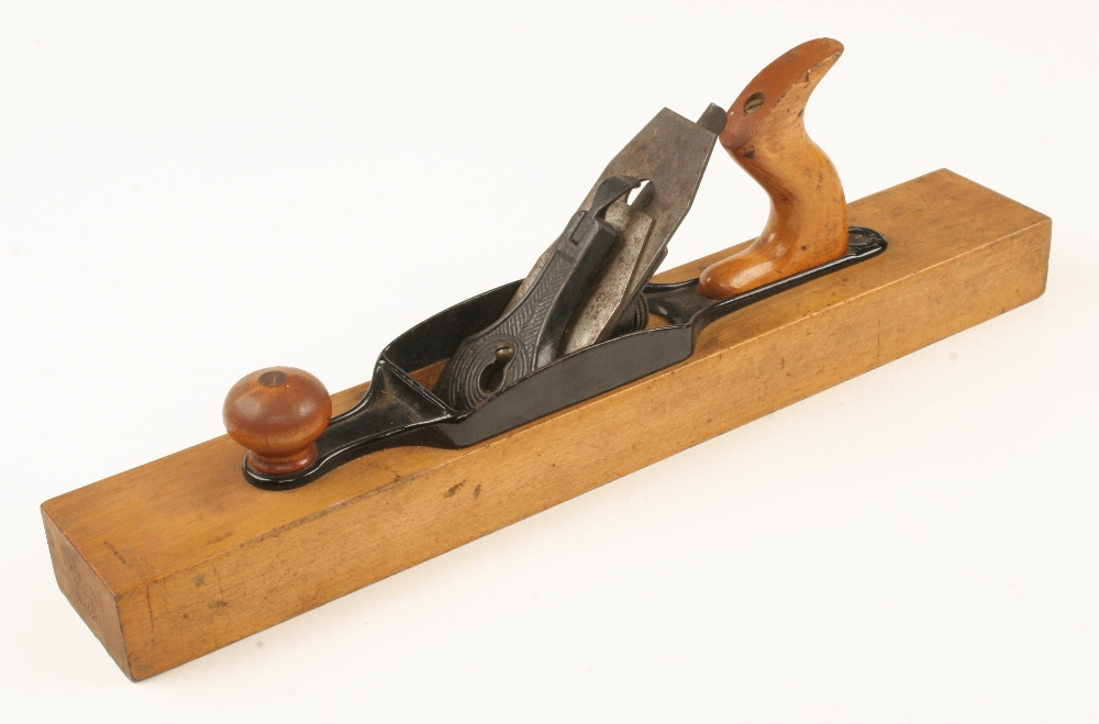 A SARGENT No 3420 adjustable beech try plane G+