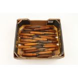 27 carving tools G