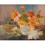 IVAN TAYLOR
Still life with flowers
Oil on board
Signed 
19 x 24cm