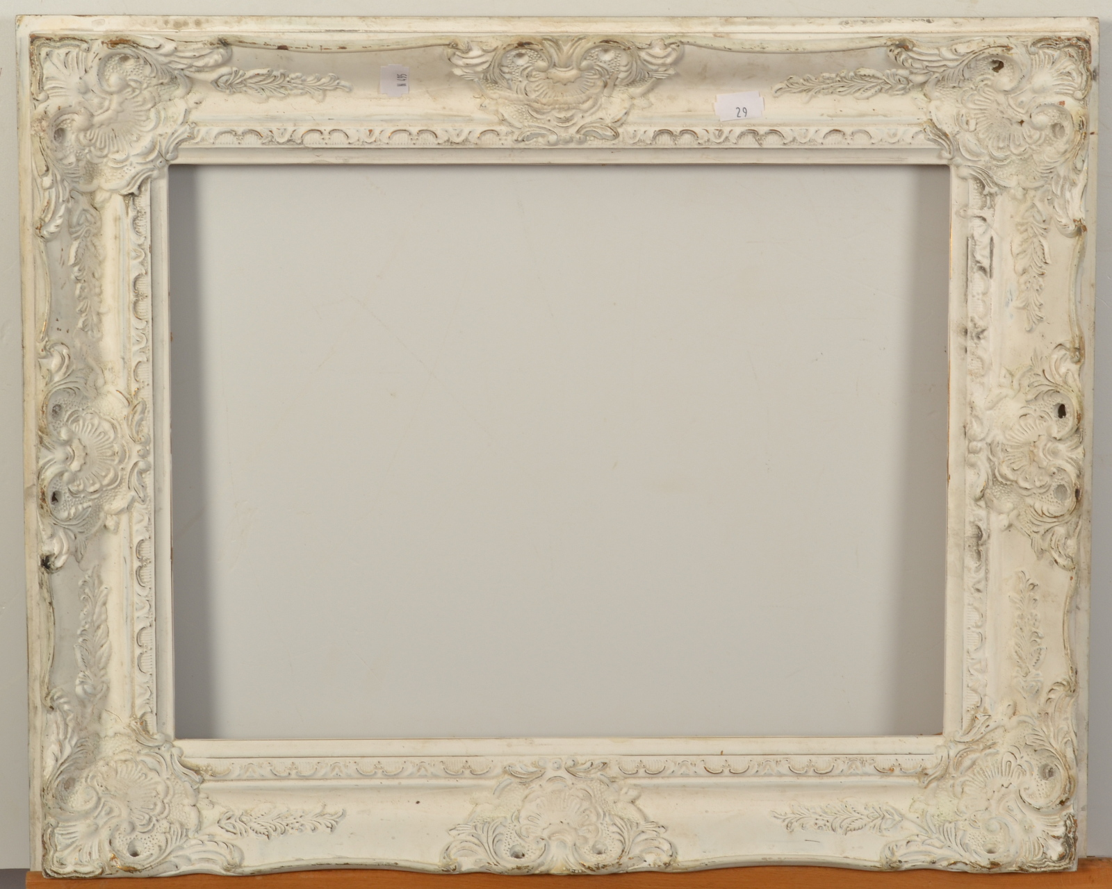 Three ornate frames Inner measurements 40 x 30cm 42 x 36cm 25 x 38cm - Image 3 of 3