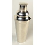 A Chinese Tack Hing silver cocktail shaker with overall fine hammering, 490g.