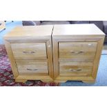 Modern oak bedside drawers matching previous lots 318, 319 and 320 (2)