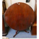 A Victorian mahogany circular tilt-top breakfast table, 104cm diameter