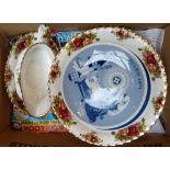 Six 'Old Country Rose' dinner plates, a gravy boat on stand and various Royal Doulton