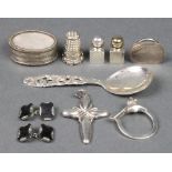 A silver bowl, key ring and minor silver items