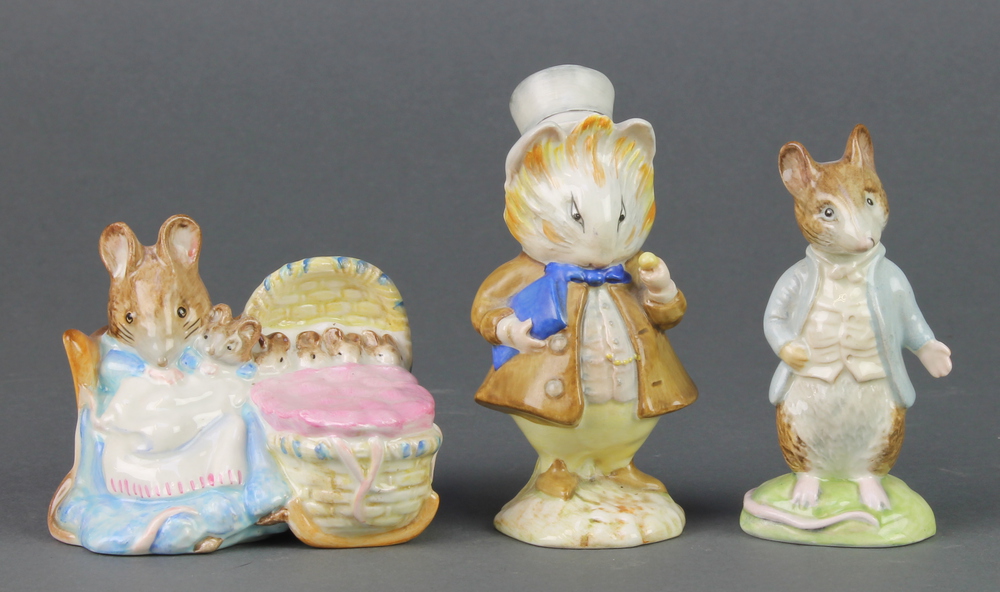 3 Beswick Beatrix Potter figures - Hunca Munca 1198 style 1 2 3/4", Amiable Guinea Pig style 2