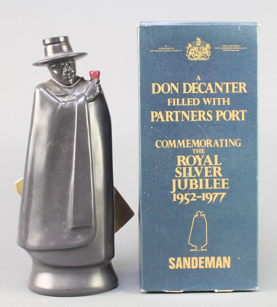 A Wedgwood Royal Silver Jubilee 1952-1977 Sandeman port decanter, with contents, boxed