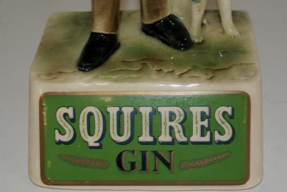 Ceramic vintage Squires Gin advertising stand - Image 4 of 5