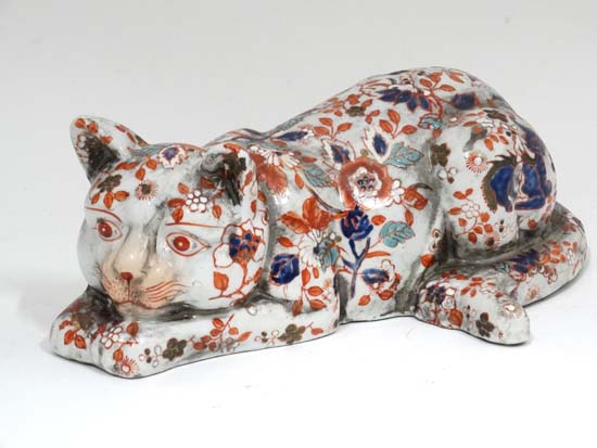 Oriental ceramic figure of a cat CONDITION: Please Note -  we do not make reference to the condition