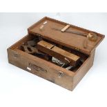 Carpenters tool box CONDITION: Please Note - we do not make reference to the