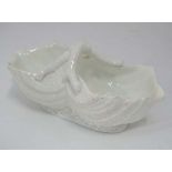 Belleek style basket/dish CONDITION: Please Note - we do not make reference to the