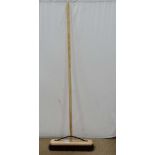 18" wide platform broom CONDITION: Please Note - we do not make reference to the