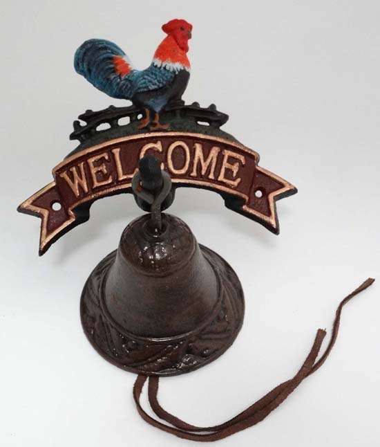 A painted cast metal cockerel "Welcome" door bell CONDITION: Please Note - we do