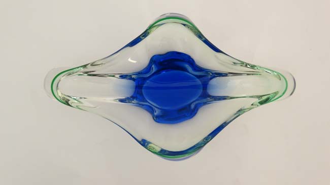 Bohemia Glass - Sklarna Chribska : A Czechoslovakian Chribska glass bowl of flared lobed form with - Image 4 of 5