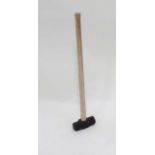 Large sledge hammer CONDITION: Please Note - we do not make reference to the