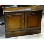 2 door Stag Furniture cupboard CONDITION: Please Note - we do not make reference