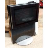 Bang and Olufsen TV CONDITION: Please Note - we do not make reference to the