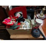 Box of assorted miscellaneous items CONDITION: Please Note - we do not make