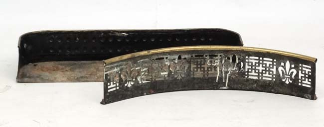 2 small brass Fire Fenders : both late 19thC. - Image 2 of 5