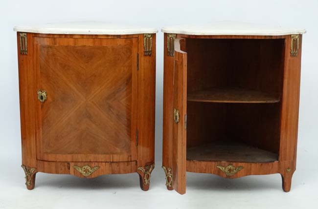 J B Vassou : A pair of mid - late 18thC tulip and kingwood white marble topped corner cabinets - Image 4 of 12