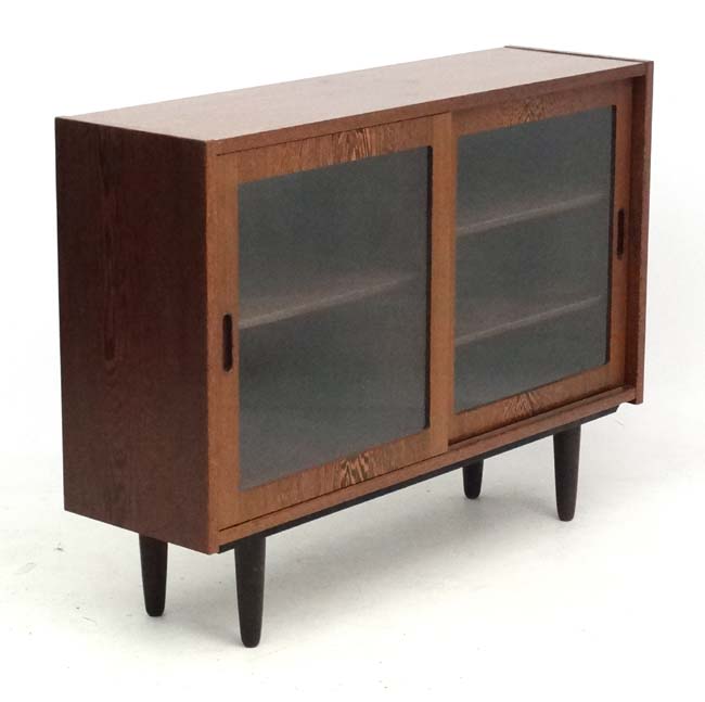 *Please note amended description* Vintage Retro : A Danish Hundevad mid 20thC designed Rosewood ?