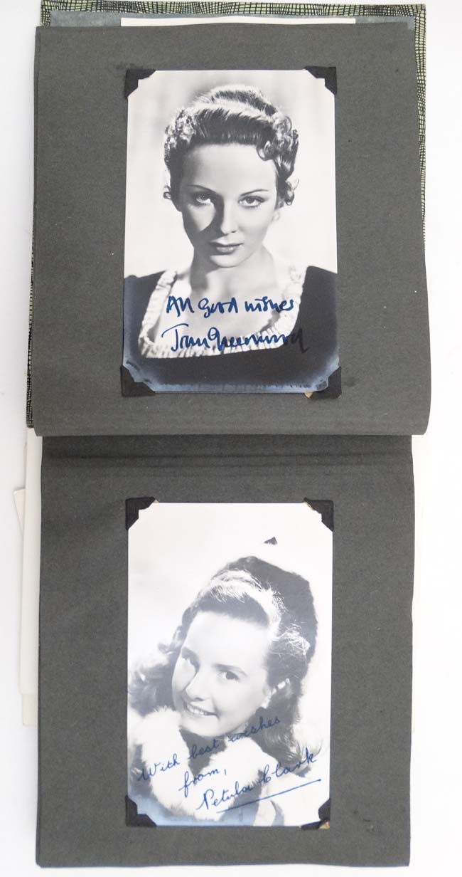 1940's and later Filmstar Autograph photographs in ink : a large quantity of 1930's and later - Image 5 of 10