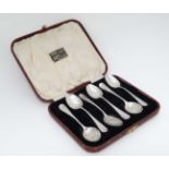 A set of 6 silver teaspoons hallmarked Sheffield 1932 maker Cooper Brothers & Sons Ltd.