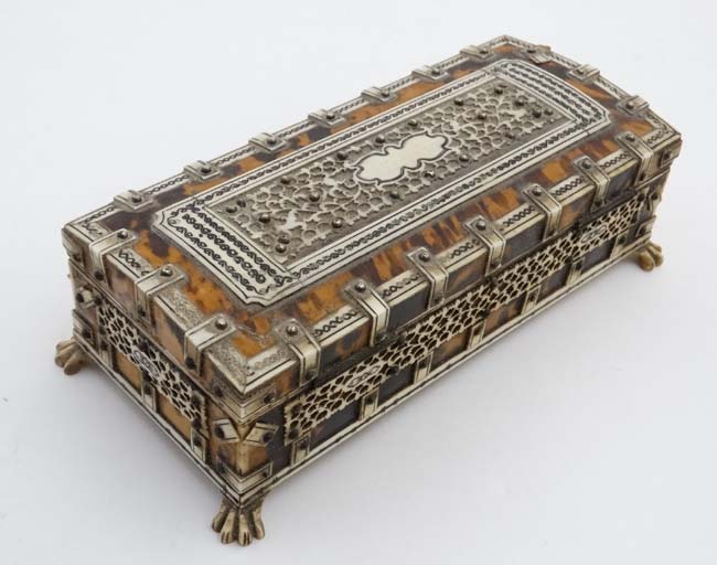 A 19thC Tortoiseshell and ivory table casket standing on four hairy lions paw feet and opening to - Image 7 of 8
