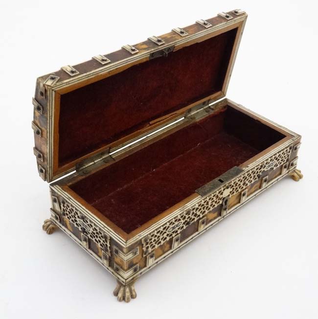 A 19thC Tortoiseshell and ivory table casket standing on four hairy lions paw feet and opening to - Image 8 of 8