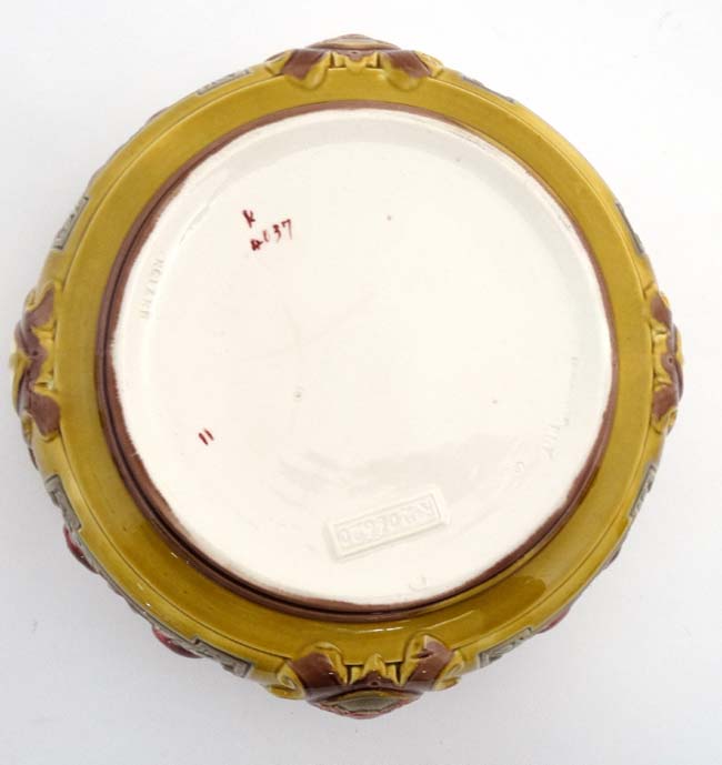 A c1893 Wedgwood majolica two handled salad bowl, registered design number 206620, - Image 7 of 7