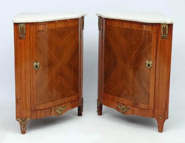 J B Vassou : A pair of mid - late 18thC tulip and kingwood white marble topped corner cabinets - Image 8 of 12