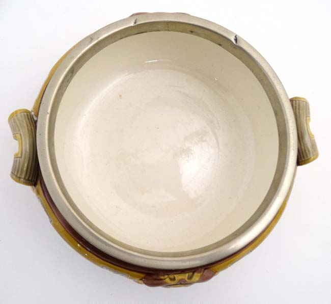 A c1893 Wedgwood majolica two handled salad bowl, registered design number 206620, - Image 6 of 7
