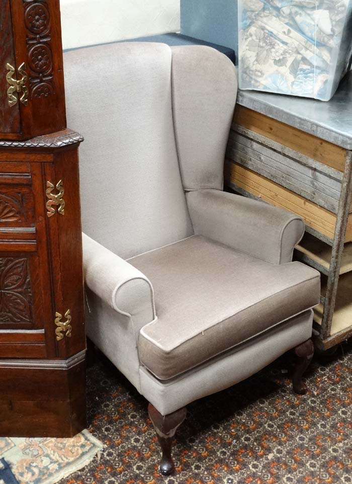 Wing back armchair CONDITION: Please Note - we do not make reference to the - Image 2 of 3