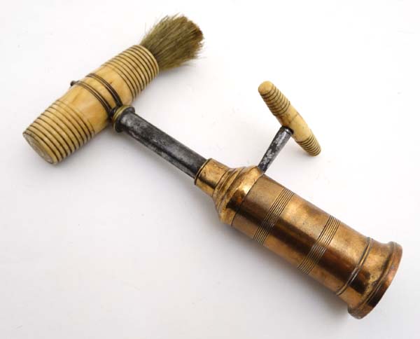 Corkscrew / Wine bottle Opener : A Kingscrew rack double action corkscrew , - Image 2 of 3