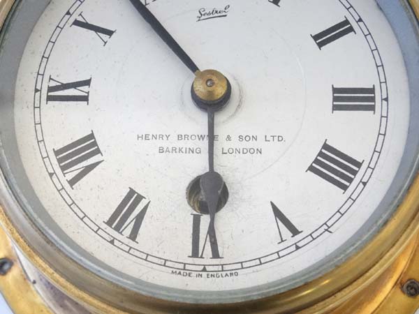 Ship's Clock : an brass cased 30 hr Timepiece , marked ' Sestrel ' with silvered dial , - Image 5 of 5