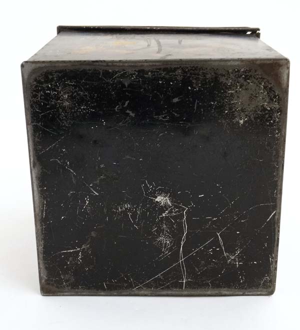 A Chinese 18thC style Toileware tea tin / caddy , - Image 2 of 6