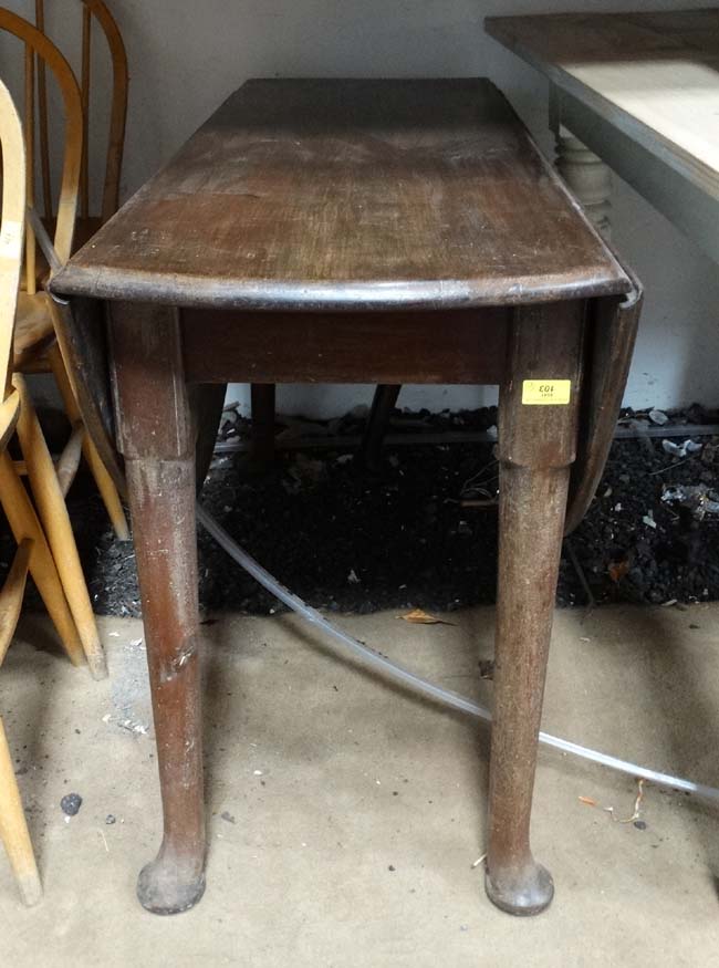 Pad foot gate leg drop leaf table CONDITION: Please Note - we do not make - Image 2 of 2
