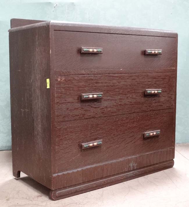 Oak 3-drawer chest of drawers CONDITION: Please Note - we do not make reference to - Image 3 of 3