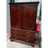 Linen press CONDITION: Please Note - we do not make reference to the condition of
