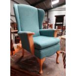Blue wing back chair CONDITION: Please Note - we do not make reference to the