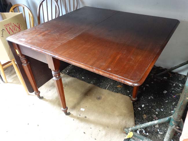 19thC mahogany dropflap table CONDITION: Please Note - we do not make reference to - Image 2 of 3